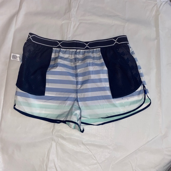 Hunter for Target shorts, tag still on, size XL - Picture 3 of 4